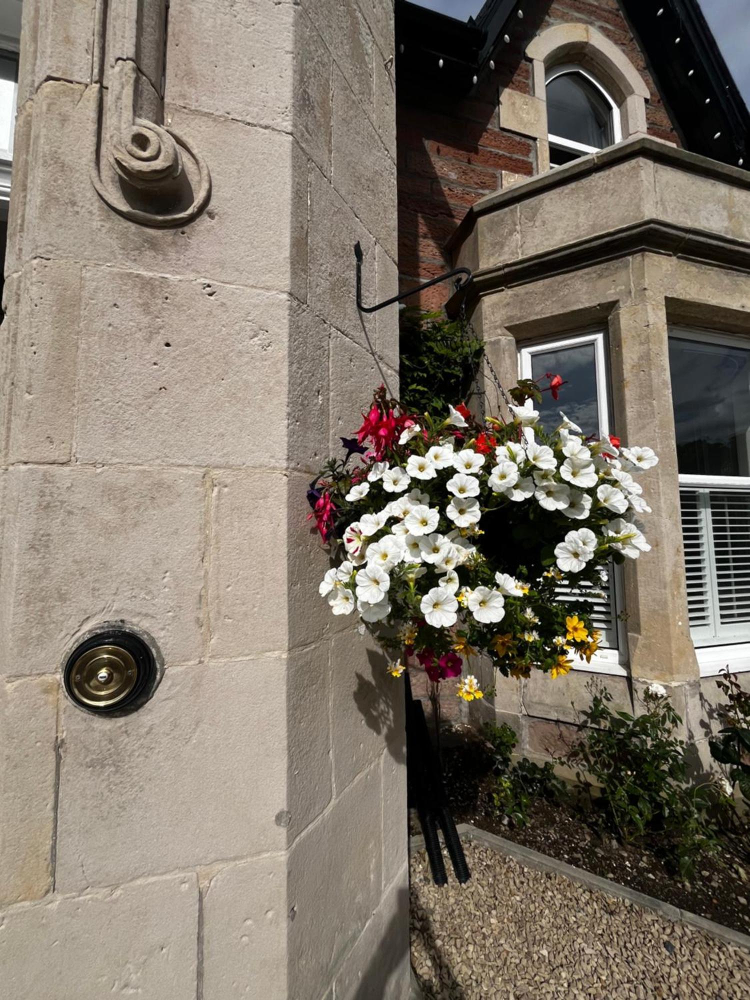 Beinn Mhor Lodge, 63 Culduthel Road Inverness Ngoại thất bức ảnh
